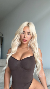 20 Best Asian OnlyFans (2024) - Hottest Celebrities To Follow